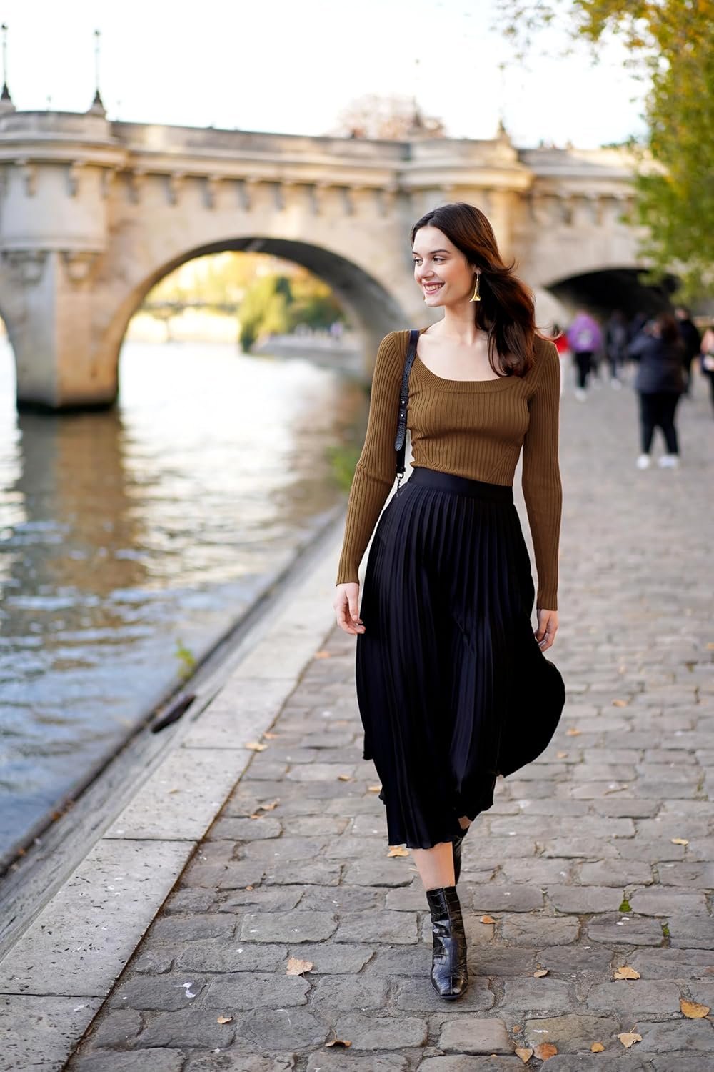 v28 Women Scoop Neck U-Neck Knit Long Sleeve Slim Fit Ribbed Sweater Tops - Image 4