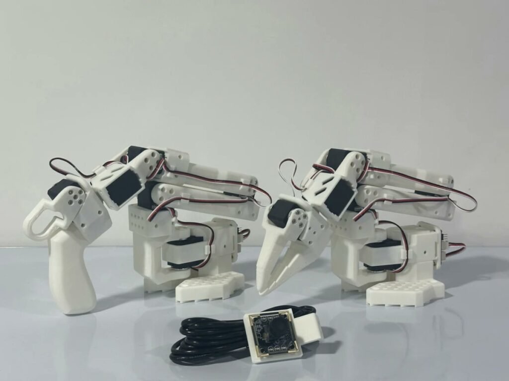 Hugging Face releases a 3D-printed robotic arm starting at 0